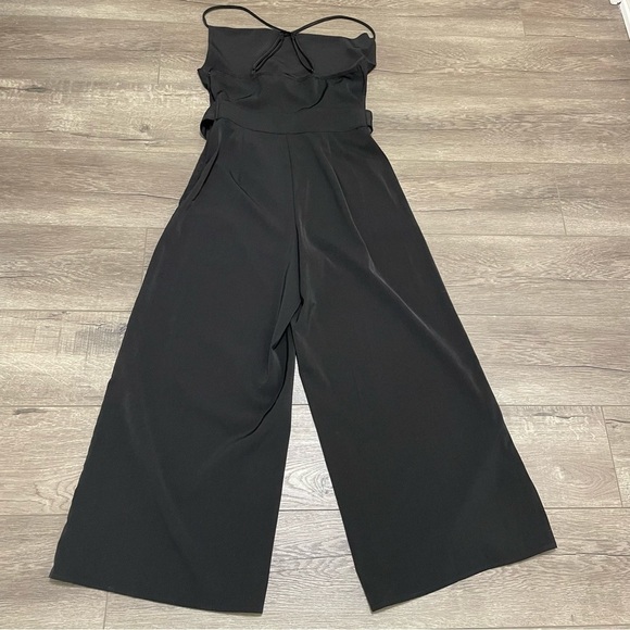 Urban Outfitters Black Cowl Neck O-Ring Belt Wide Leg Cropped Jumpsuit Sz 0 Booo - Picture 4 of 9